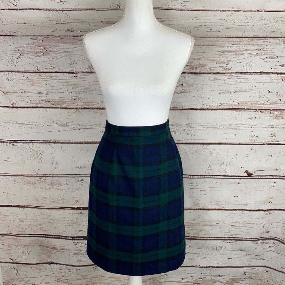 VNTG Varsity Club Plaid cheerleader skirt 9/10